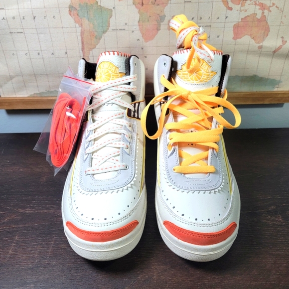 BRAND NEW Jordan 2 Retro SP Maison Chateau Rouge Men's Size 11.0 - Picture 3 of 10